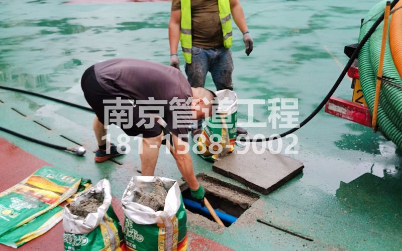 联盟村管道清淤