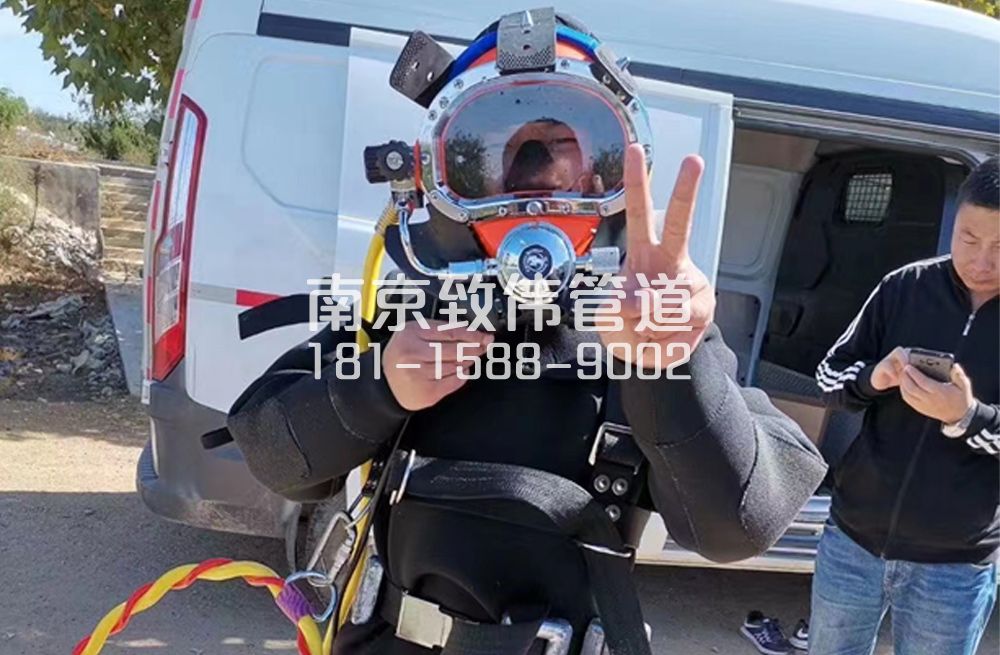 联盟村沉淀池清底